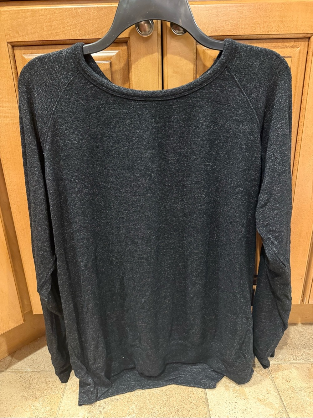 Basic Black Long Sleeve Pullover